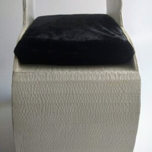Maison pour chat blanche et noire